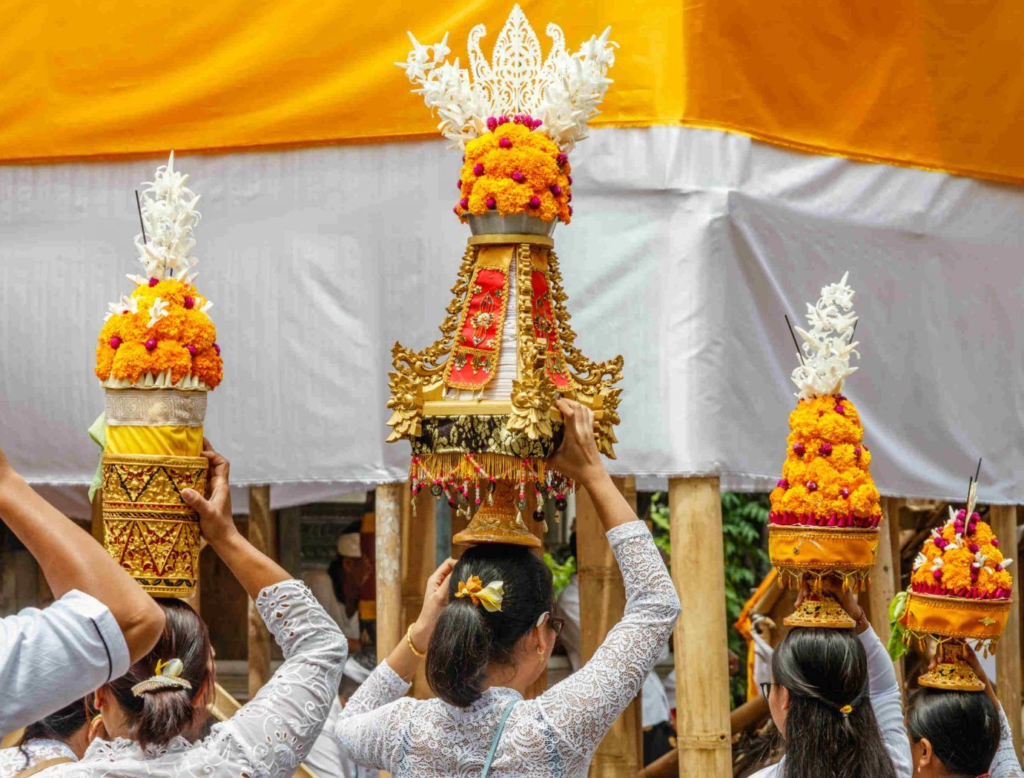 banten-bali-1024x778 संगठित धर्म और आध्यात्मिकता